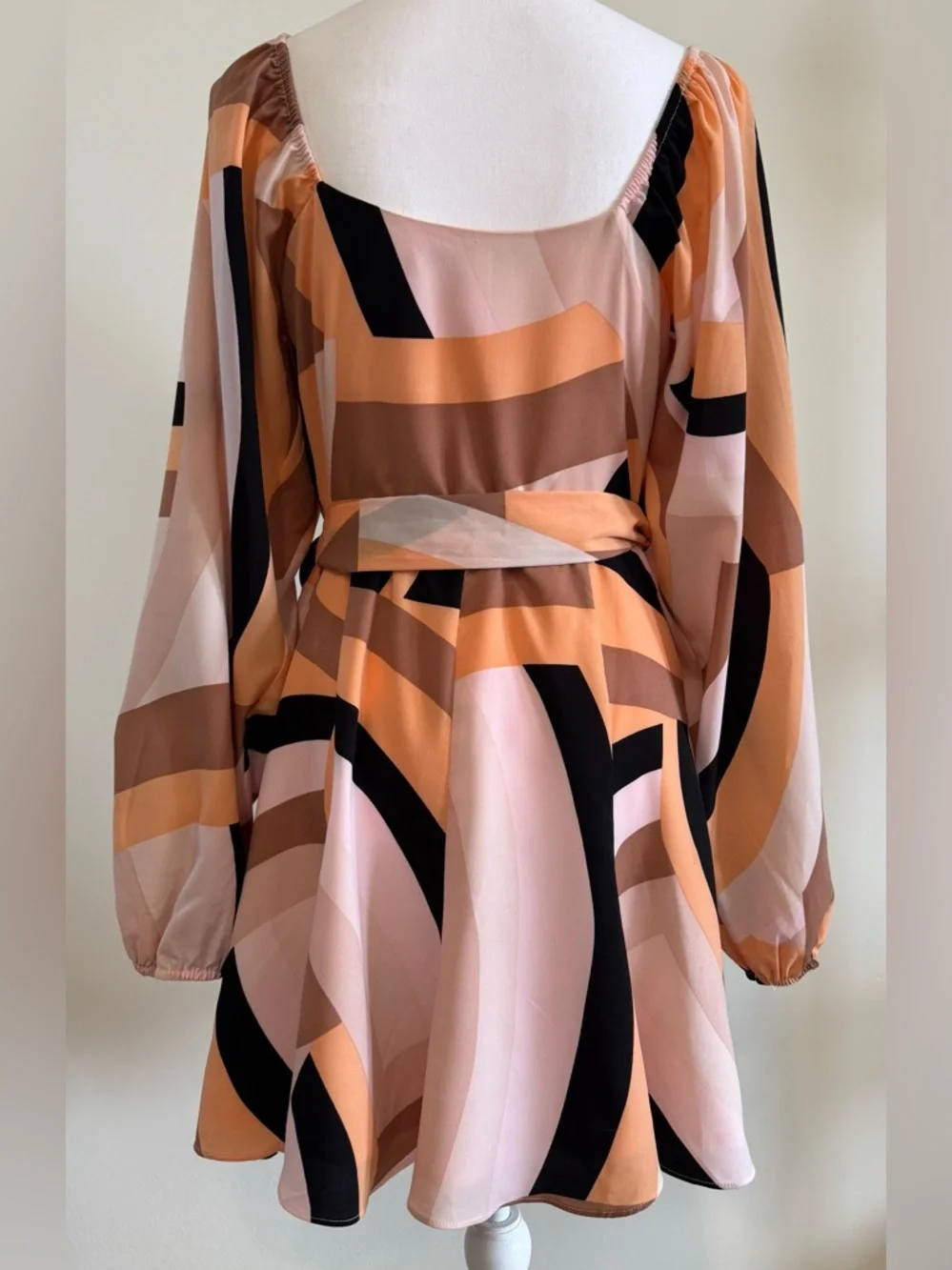 Anthropologie Hutch Women’s Mod Geo Wrap Mini Dress Puff Sleeves Size M - Picture 5 of 10